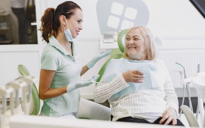 Odontoiatria geriatrica. L’importanza dei controlli e della prevenzione